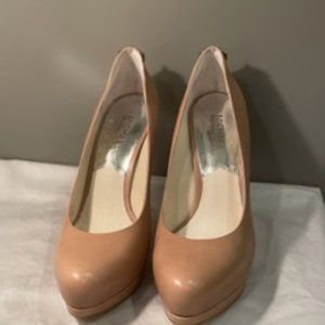 Michael Kors Hamilton Pump